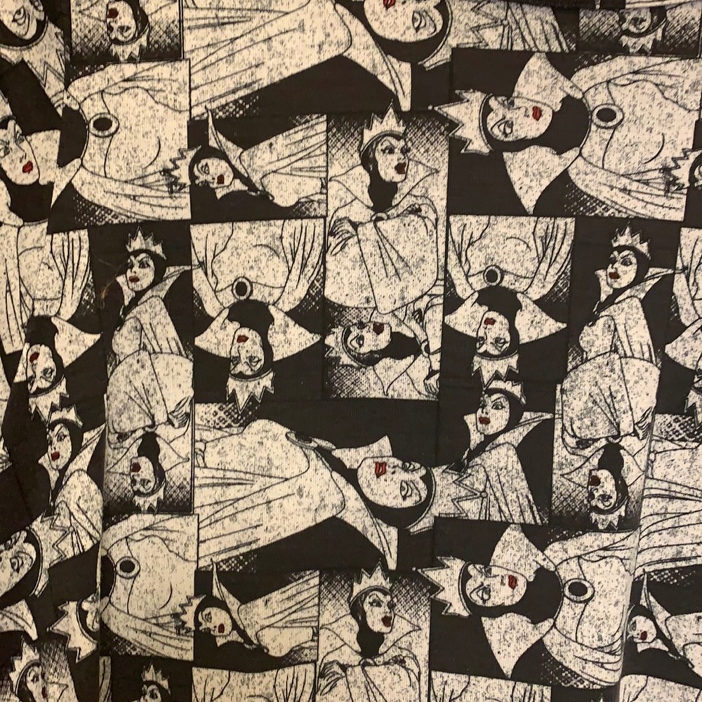 Evil Queen LuLaRoe Carly